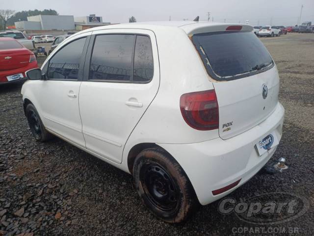 2013 VOLKSWAGEN FOX 