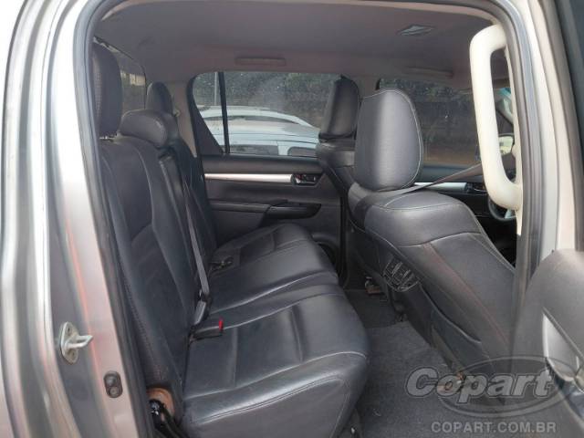 2017 TOYOTA HILUX CD 