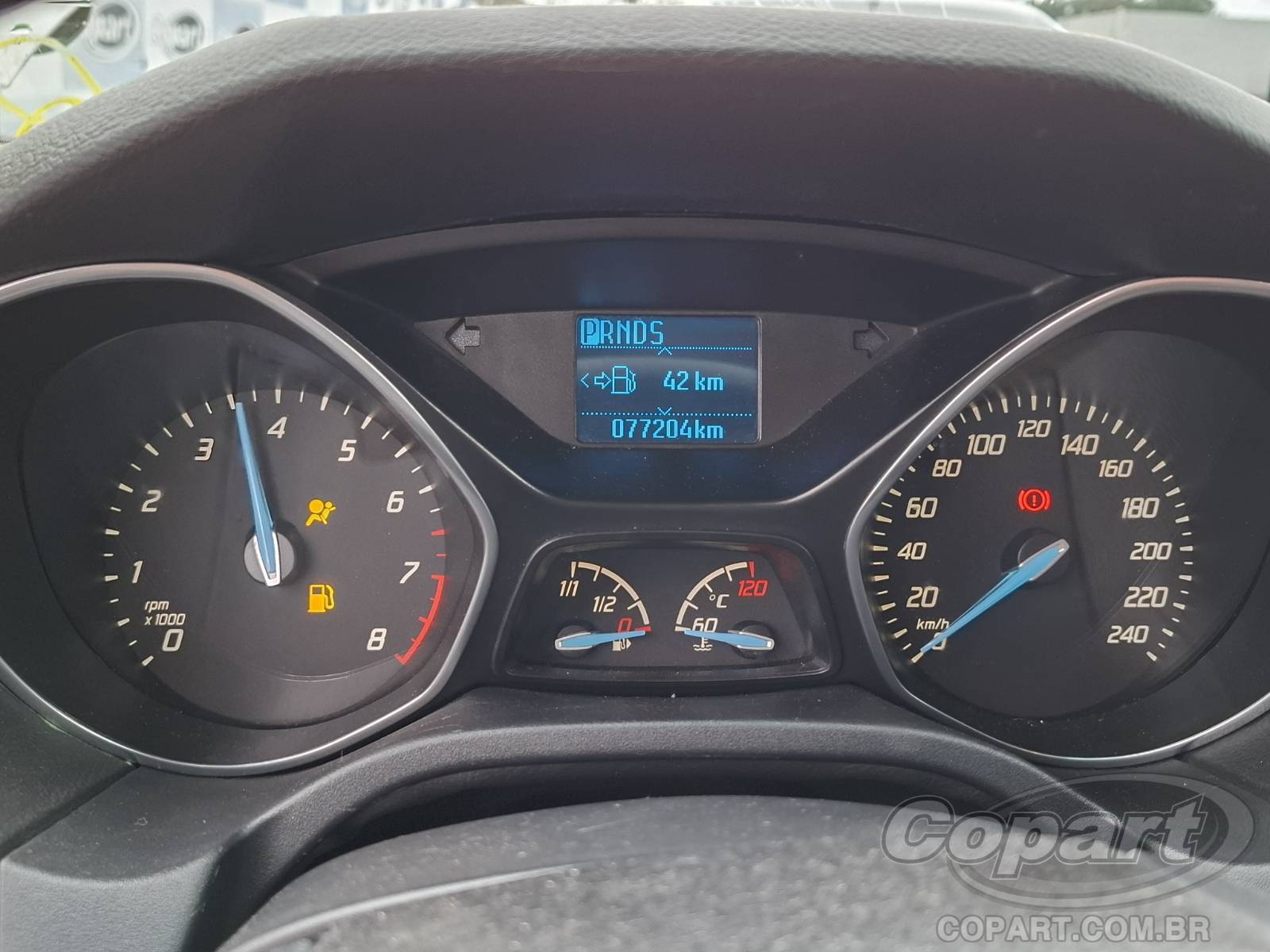 Foto 8 de 11: 2015 FORD FOCUS
