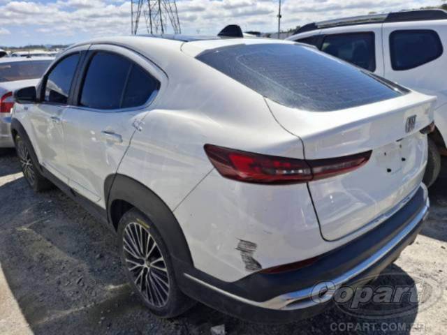 2024 FIAT FASTBACK 