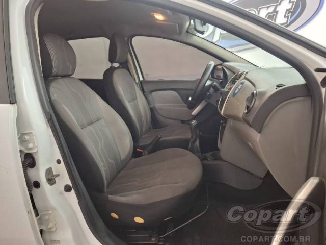 2015 RENAULT LOGAN 