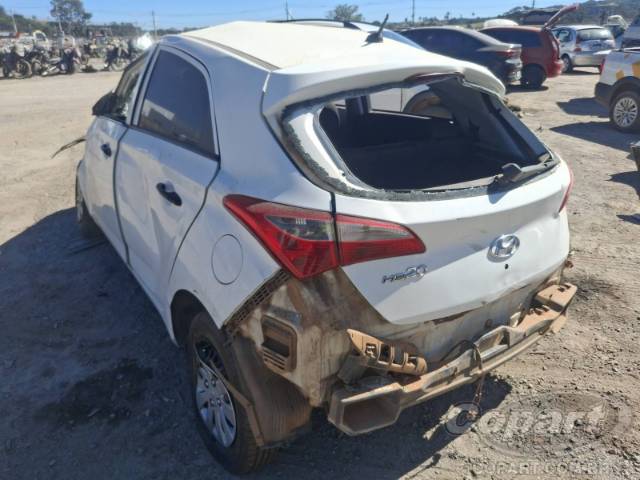 2016 HYUNDAI HB20 