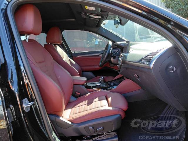 2025 BMW X4 
