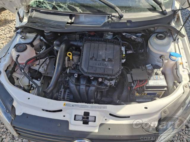 2021 VOLKSWAGEN GOL 