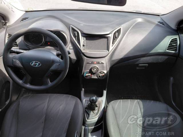 2015 HYUNDAI HB20 