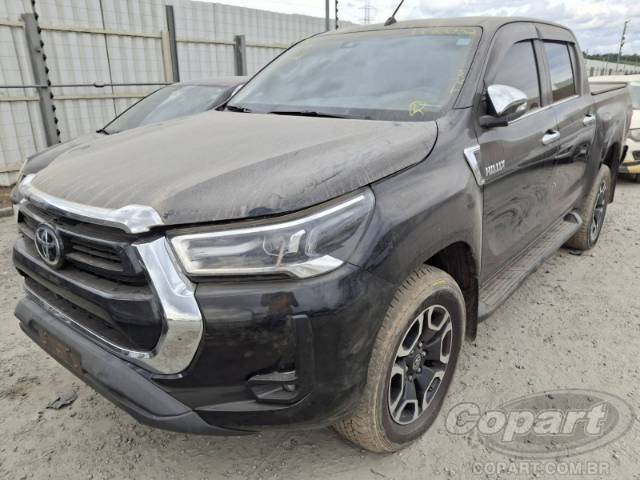 2021 TOYOTA HILUX CD 