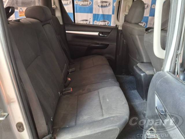 2017 TOYOTA HILUX CD 