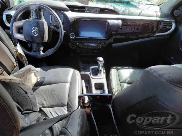 2024 TOYOTA HILUX CD 