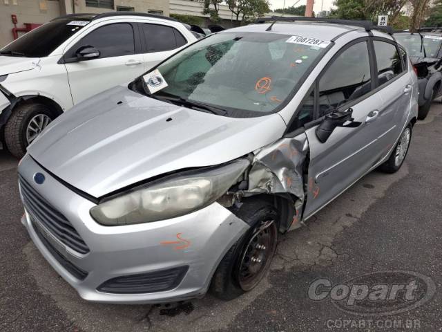 2015 FORD FIESTA 