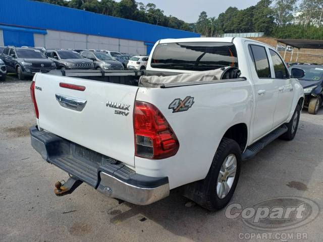 2016 TOYOTA HILUX CD 