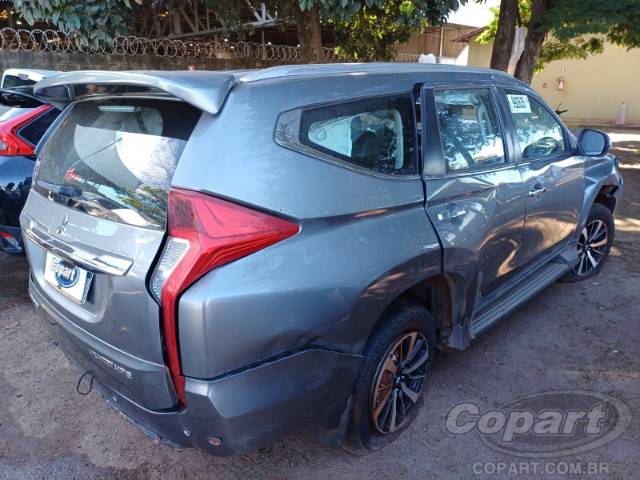 2020 MITSUBISHI PAJERO SPORT 