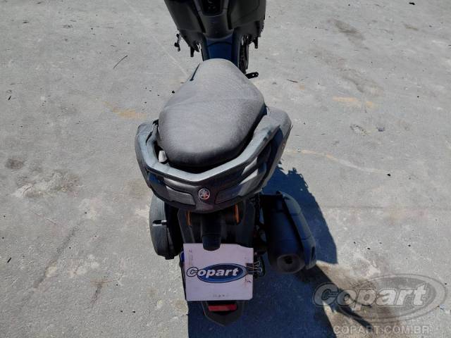 2025 YAMAHA NMAX 