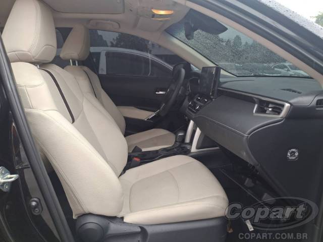 2026 TOYOTA COROLLA CROSS 