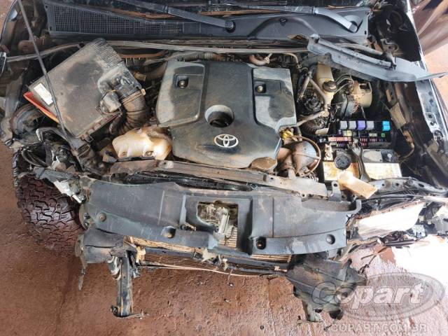 2024 TOYOTA HILUX CD 