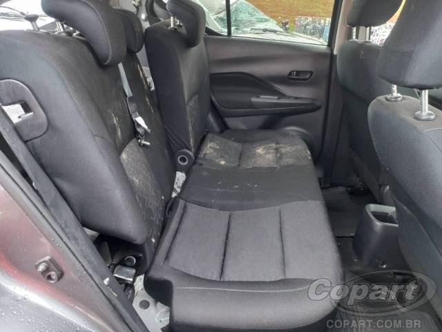 2025 NISSAN Kicks Play 