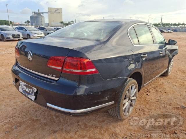 2012 VOLKSWAGEN PASSAT 