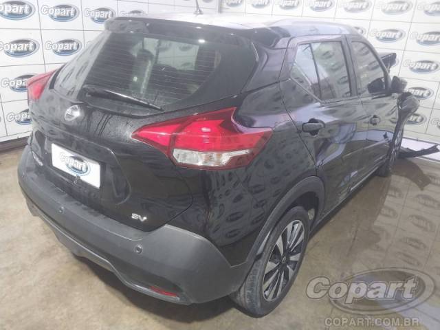 2019 NISSAN KICKS 