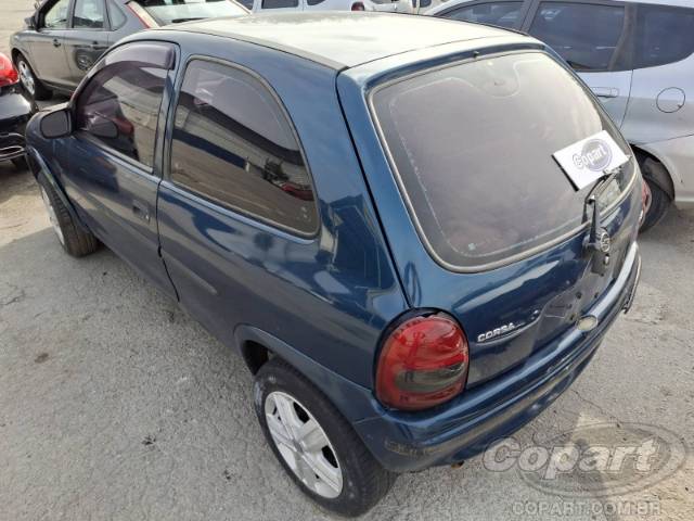 2000 CHEVROLET CORSA 