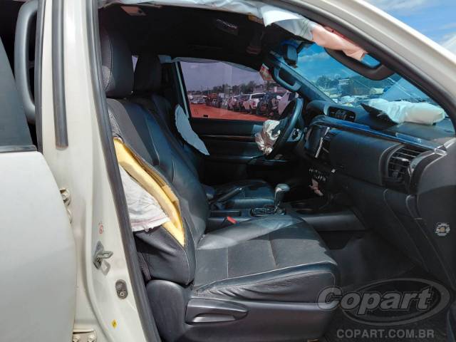 2019 TOYOTA HILUX CD 