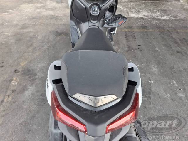 2025 YAMAHA XMAX 