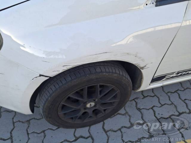 2011 FIAT PUNTO 