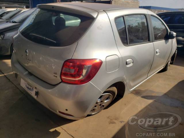 2015 RENAULT SANDERO 