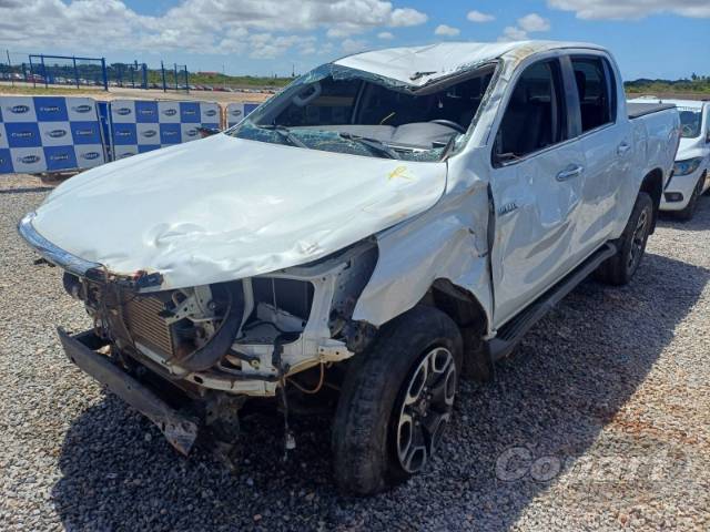 2024 TOYOTA HILUX CD 