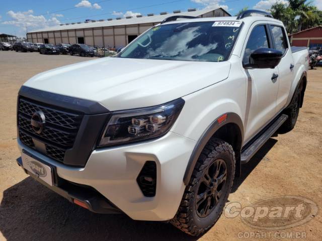 2023 NISSAN FRONTIER CD 