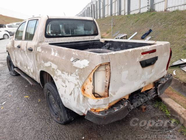 2020 TOYOTA HILUX CD 