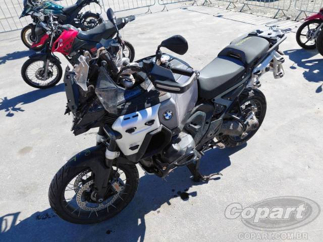 2025 BMW R 1300 