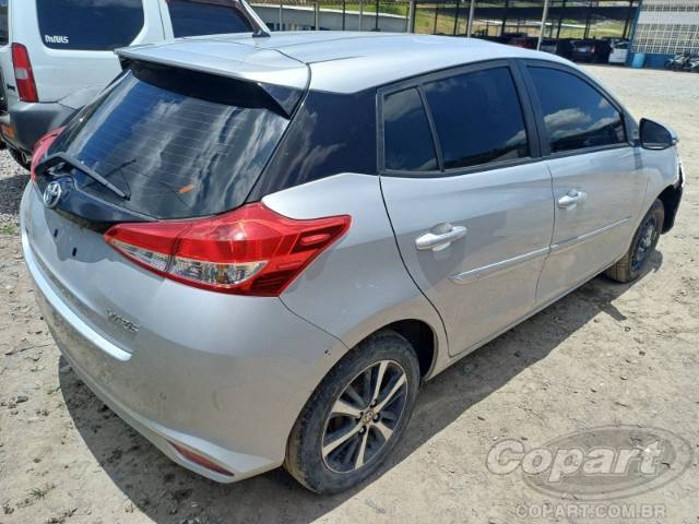 2021 TOYOTA YARIS 