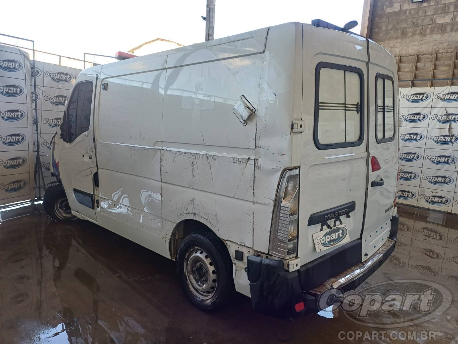 2023 RENAULT MASTER FURGAO — leilão em Candeias/BA (foto 3)