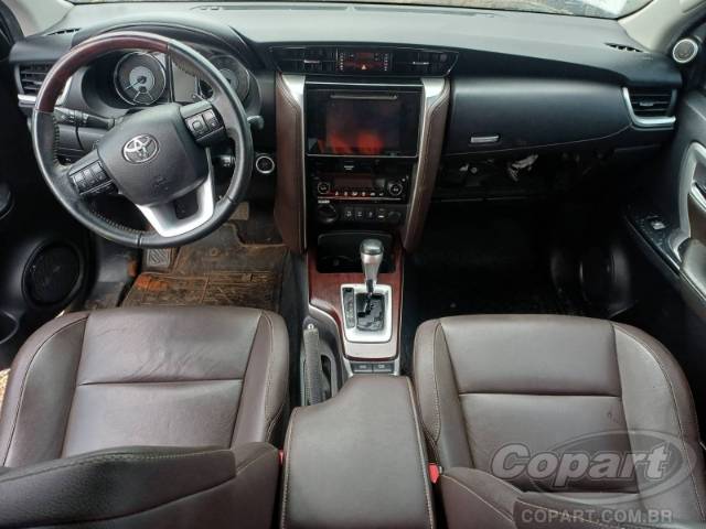 2016 TOYOTA HILUX SW4 