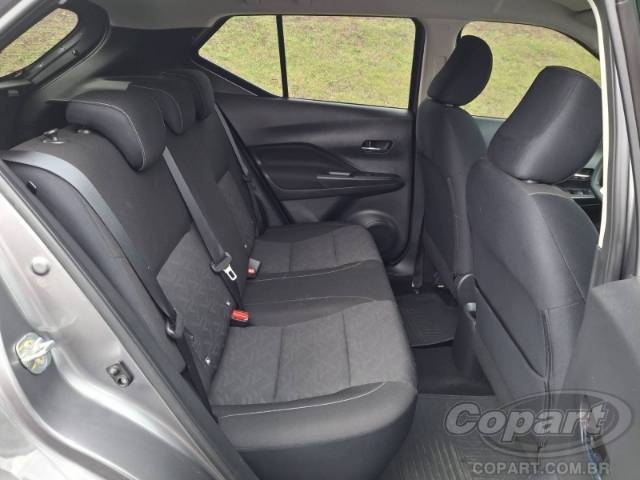 2024 NISSAN KICKS 