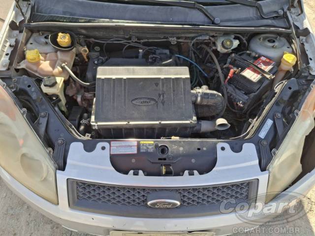 2010 FORD FIESTA 