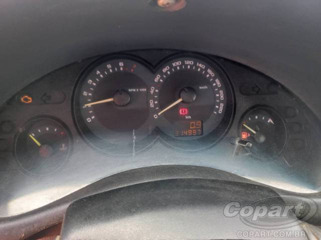 2011 CHEVROLET CLASSIC 