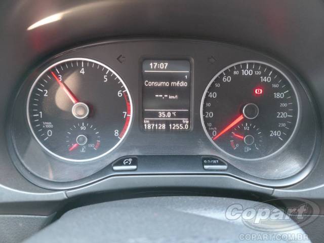 2015 VOLKSWAGEN FOX 