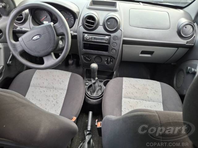 2009 FORD FIESTA 