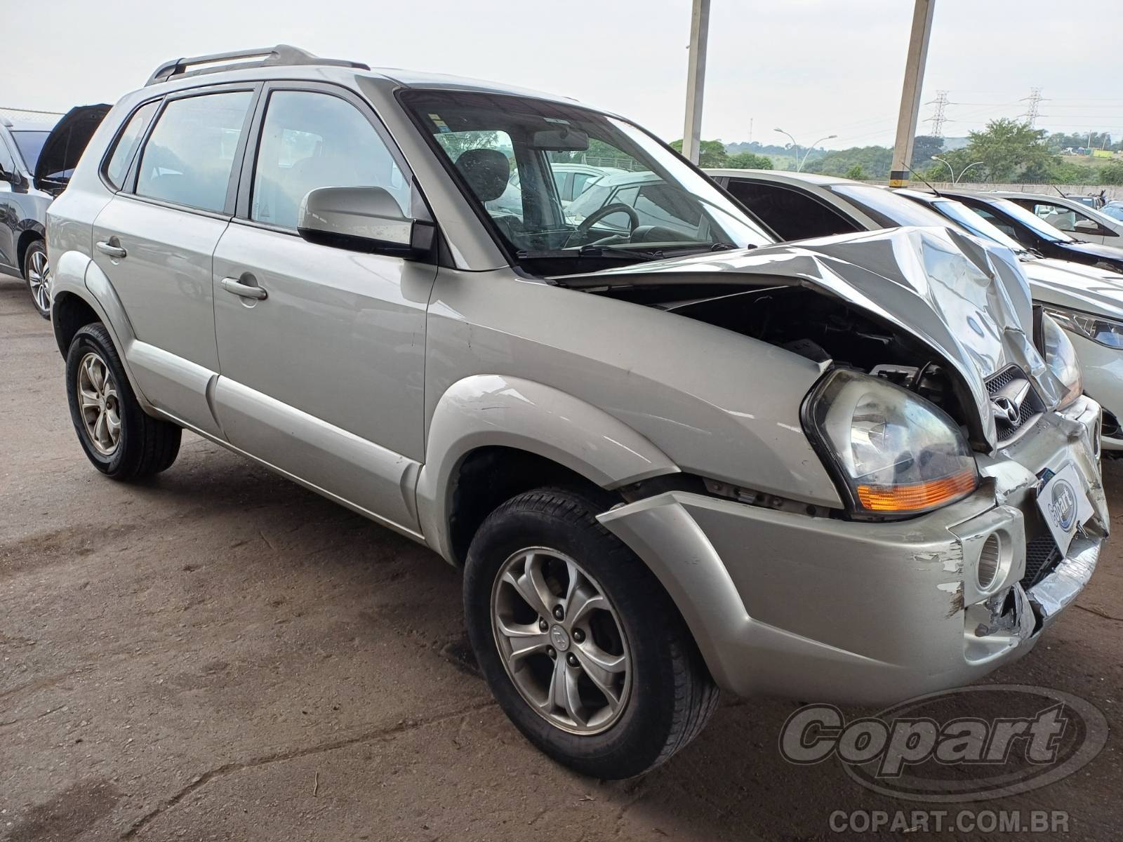 Veículo Hyundai Tucson Hyundai Tucson GLS 2.0 16V 2013 Médio Dano Frontal 2013 em leilão
