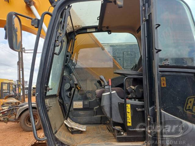 2022 JCB JS200 