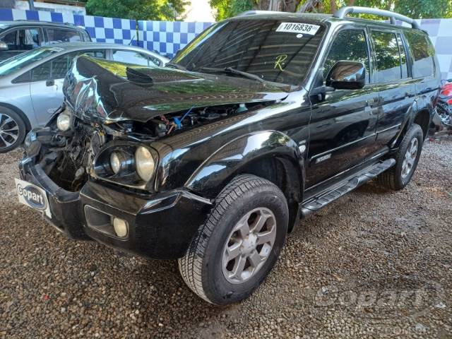 2010 MITSUBISHI PAJERO SPORT 