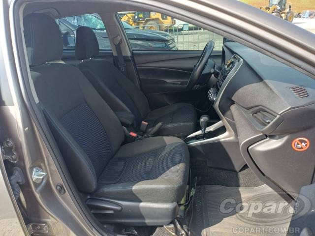 2019 TOYOTA YARIS SEDA 