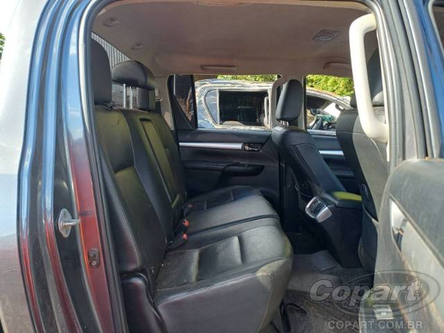 2021 TOYOTA HILUX CD 