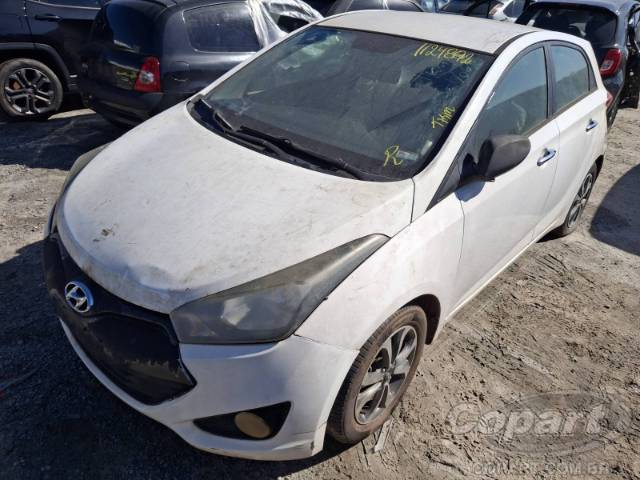 2015 HYUNDAI HB20 