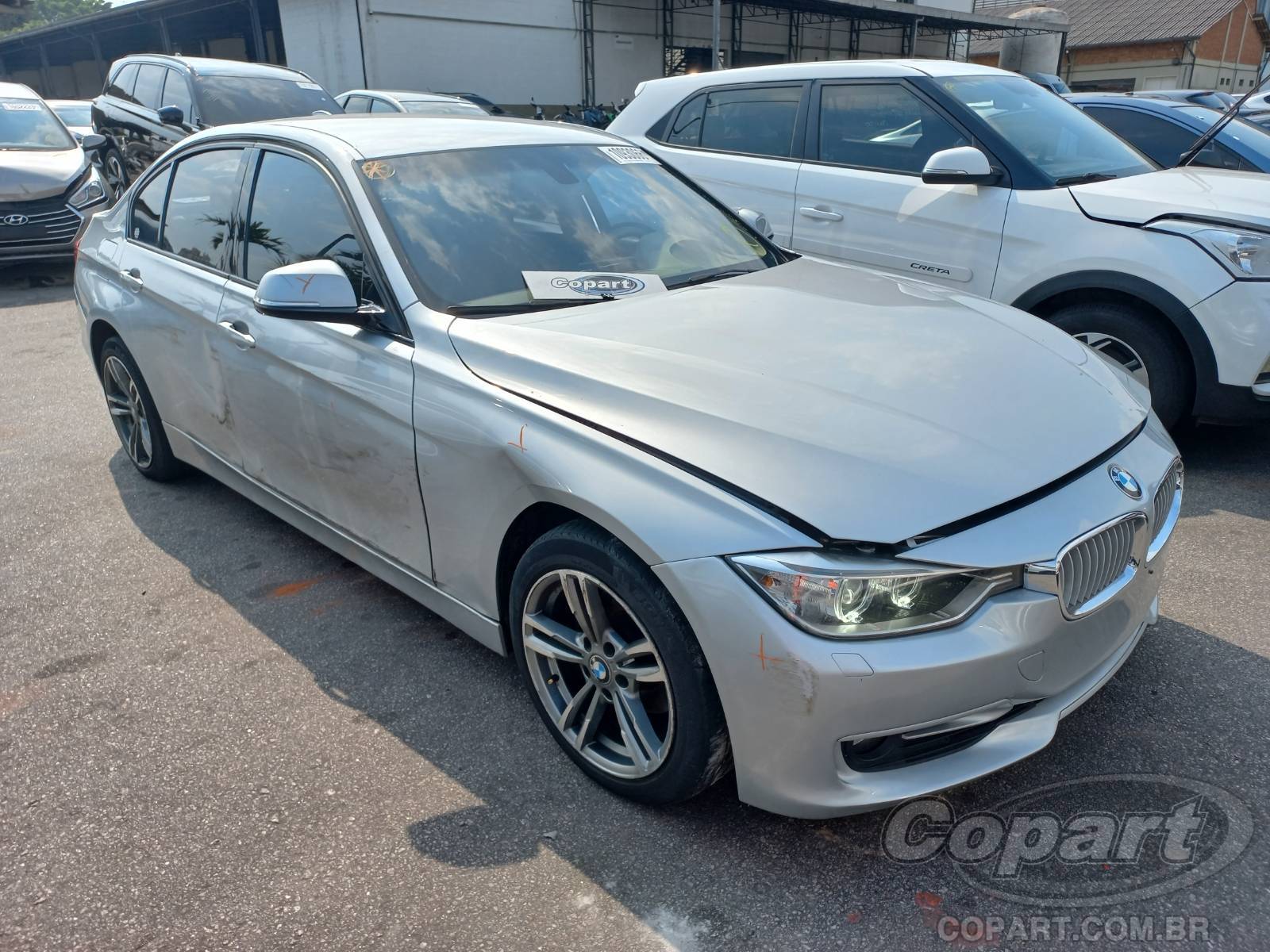 Veículo BMW Série 3 BMW Série 3 320i 2.0 16V Twin Turbo 2013 2013 em leilão