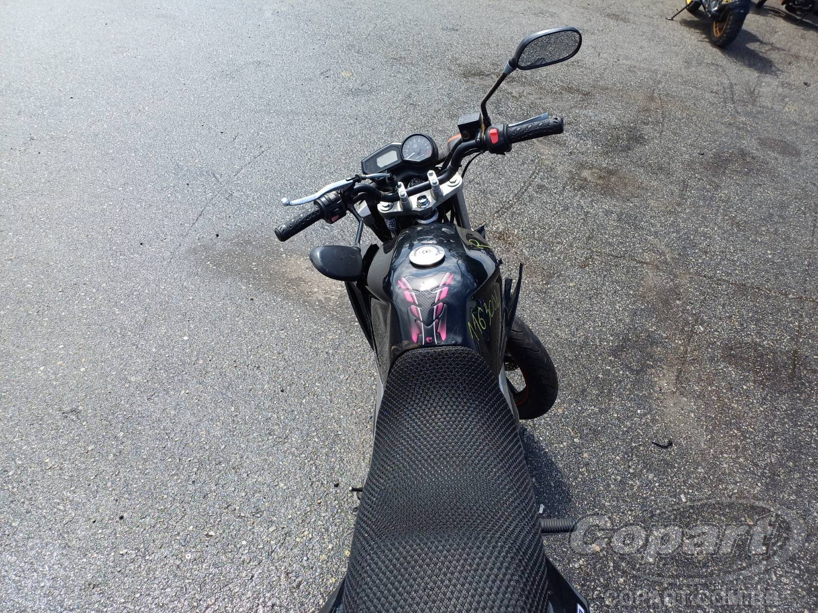 2013 YAMAHA FAZER — foto 10 de 10