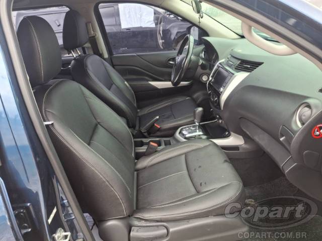 2021 NISSAN FRONTIER CD 