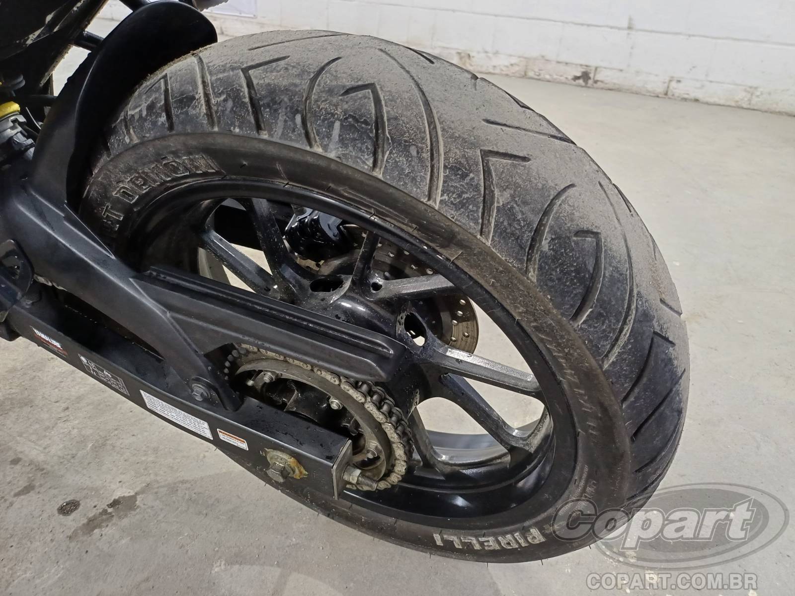 Foto 7 de 10: 2024 YAMAHA FZ25 FAZER