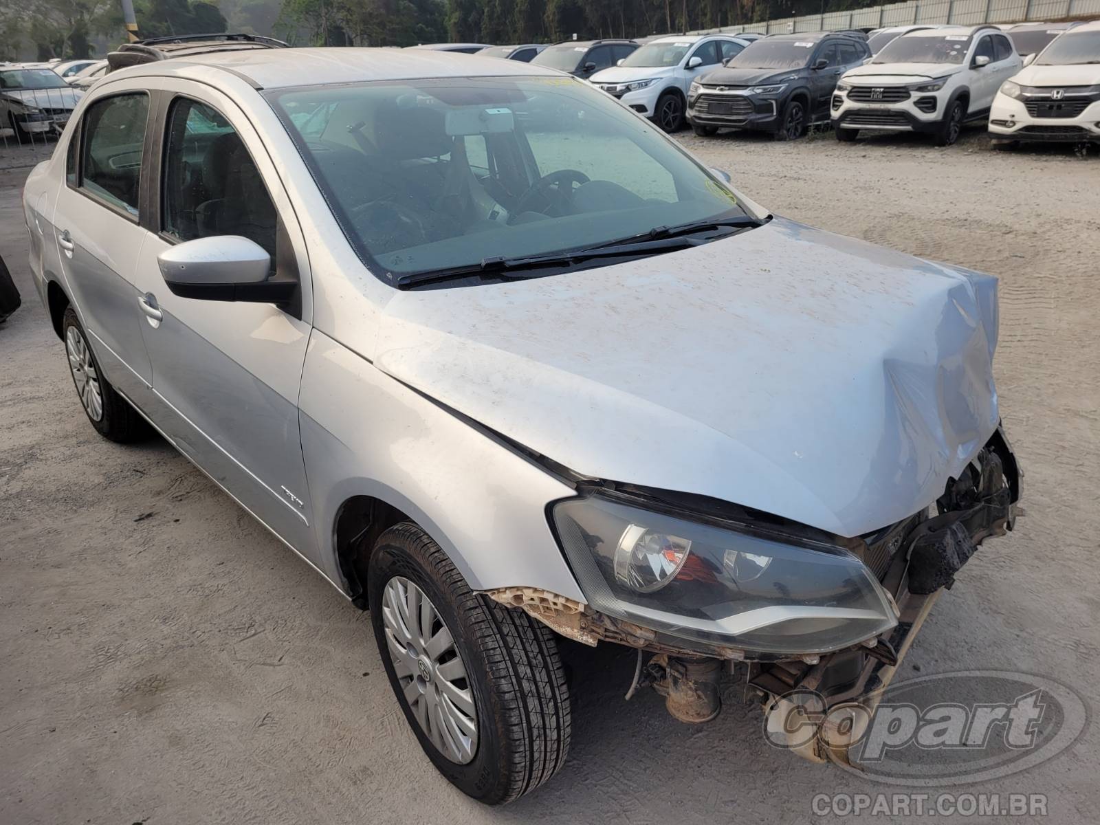 Veículo VW - VolksWagen Voyage VOLKSWAGEN VOYAGE 1.0 TOTAL FLEX 2013 2013 em leilão