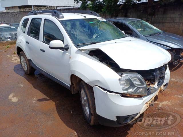 2020 RENAULT DUSTER 